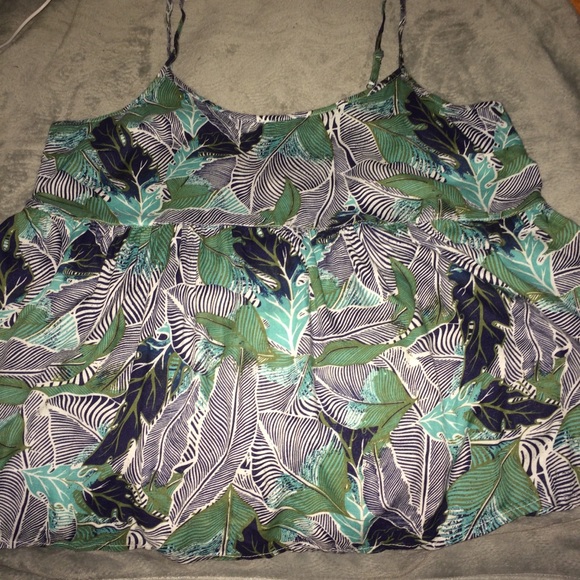 NWT Roxy Tank Top ✨ - Picture 2 of 3